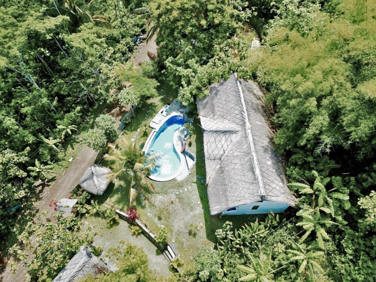 Отель Batu Bambu Kuta  Экстерьер фото